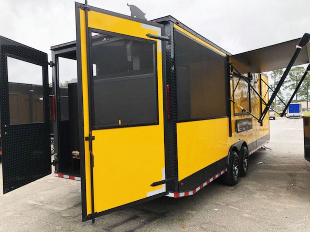 Southern Dimensions 26′ Yellow with Black Trim Concession Food Trailer (SDG-235)