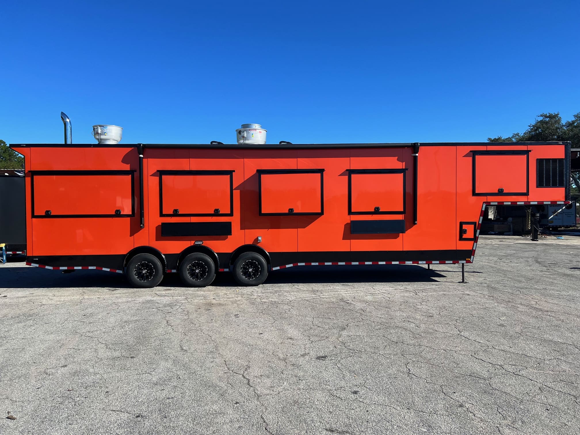 SDG 40 Foot Gooseneck with Ole Hickory ELIB Installed- 847